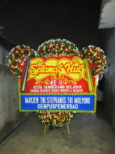 Bunga Papan Congratulation Gmit Ebenhaezer Kupang